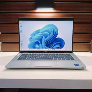 Dell Latitude Laptop β 11th Gen β Core i7 β 256GB SSD β 8GB Ram β Windows 11 Pro
