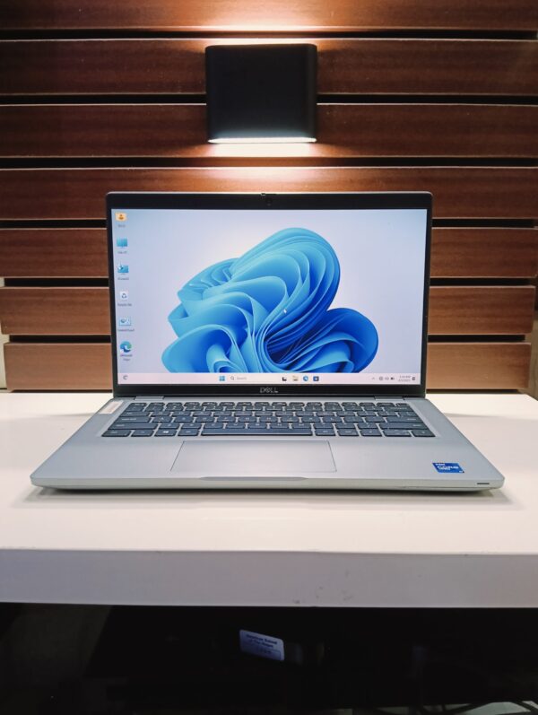 Dell Latitude Laptop – 11th Gen – Core i7 – 256GB SSD – 8GB Ram – Windows 11 Pro — product image