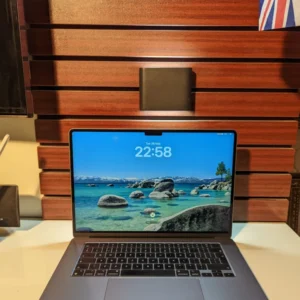 Apple Macbook Air 15- M2 Chip β 8coreβ 256gb Ssd β 8gb Ram β Tahoe